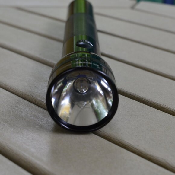 Maglite 3D cell xenon flashlight Made in USA - Picture 6 of 6